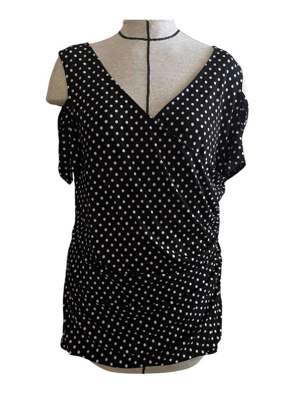 torrid Black with White Polka Dot V-Neck Cold Shoulder Top